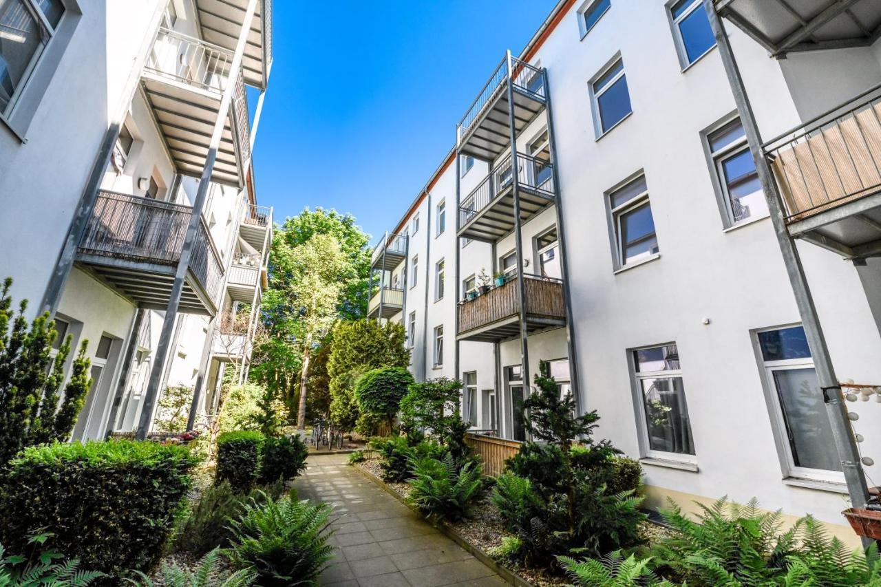 Helle Wohnung In Sudenburg Mit Balkon - Wlan, 4 Schlafplaetze Magdeburg Exterior foto